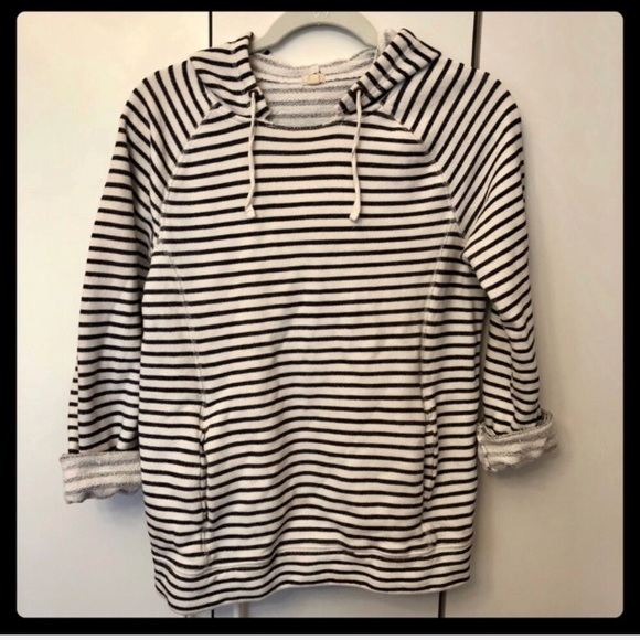 ❌SOLD❌ J. Crew hoodie - Picture 5 of 8